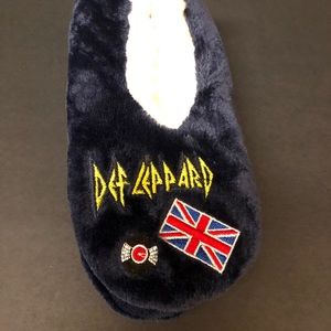 Def Leppard Fuzzy Slipper Socks